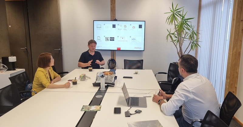 CHUYẾN CÔNG TÁC LÀM VIỆC CỦA BAN LÃNH ĐẠO HEALTHY AIR VỚI HÃNG BONECO TẠI THUỴ SĨ